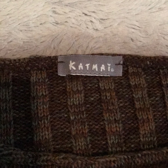 Unique sweater - Picture 2 of 5